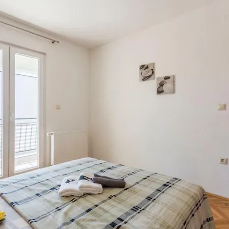 Apartamento Cuby With Private Pool In Trogir