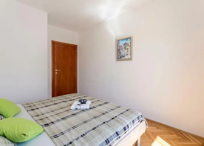 Appartement Cuby With Private Pool In