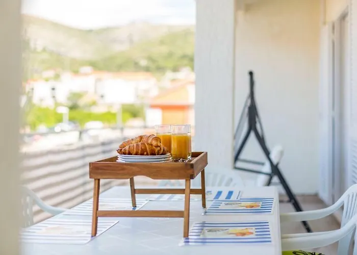 Appartement Cuby With Private Pool In