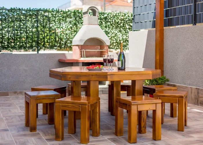 Cuby With Private Pool In 特罗吉尔